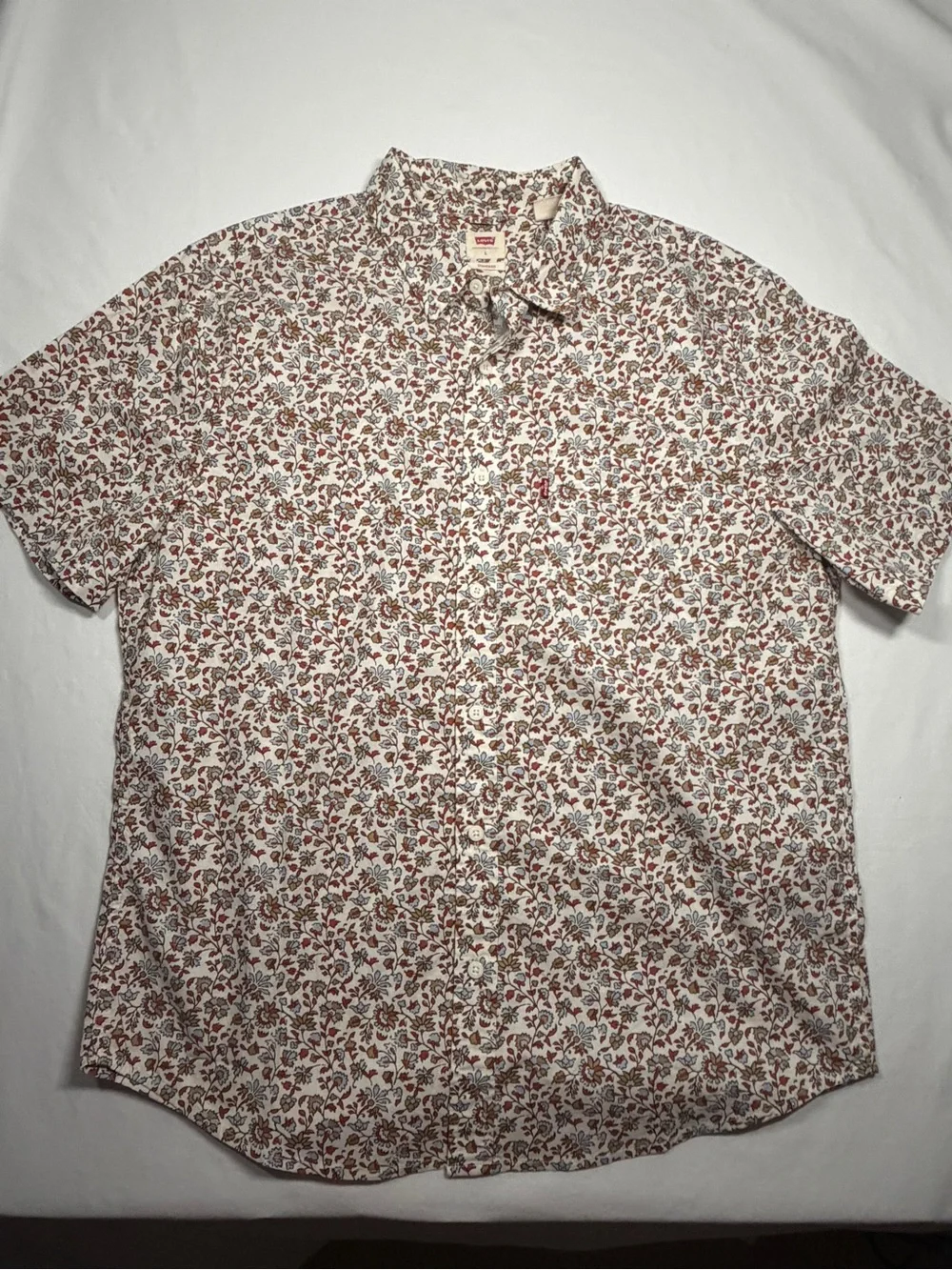 Levi's Men L SS Floral Button-Down Shirt - White with Brown & Red Print
